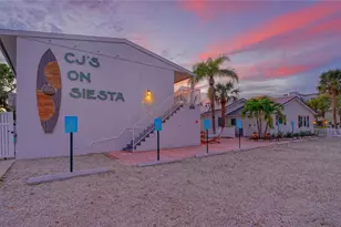 104 Avenida Veneccia, Sarasota, FL 34242 - Photo 1