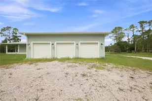 8146 Tropicaire Blvd, North Port, FL 34291 - Photo 3