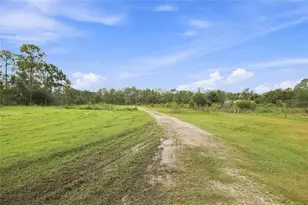 8146 Tropicaire Blvd, North Port, FL 34291 - Photo 43