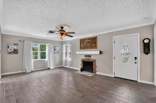 1830 9th Ave W, Bradenton, FL 34205 - Photo 3
