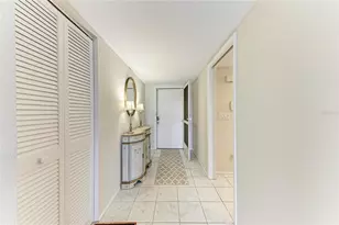 6999 W Country Club Dr N, Sarasota, FL 34243 - Photo 5