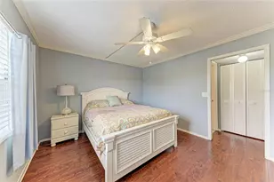 6999 W Country Club Dr N, Sarasota, FL 34243 - Photo 19