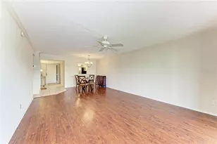 6999 W Country Club Dr N, Sarasota, FL 34243 - Photo 9