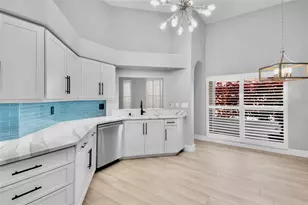 3761 Amapola Ln, Sarasota, FL 34238 - Photo 5