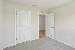 1142 Bourbon Ave, Parrish, FL 34219 - Photo 23