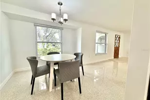 8228 Constance Dr, Sarasota, FL 34243 - Photo 9