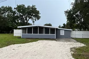 1411 24th Ave E, Bradenton, FL 34208 - Photo 1