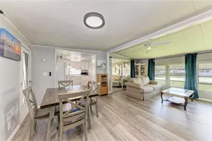 4924 Oakland Hills Ave, Sarasota, FL 34234 - Photo 15