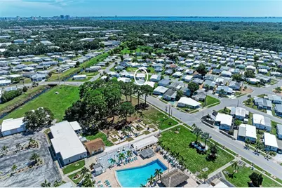 4924 Oakland Hills Avenue, Sarasota, FL 34234 - Photo 5