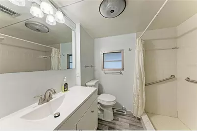 4924 Oakland Hills Avenue, Sarasota, FL 34234 - Photo 29