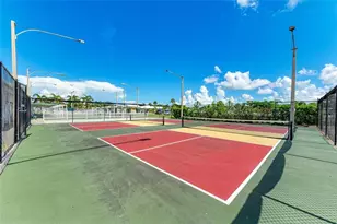 4924 Oakland Hills Ave, Sarasota, FL 34234 - Photo 71