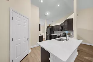 5022 20th St Ct E, Bradenton, FL 34203 - Photo 7