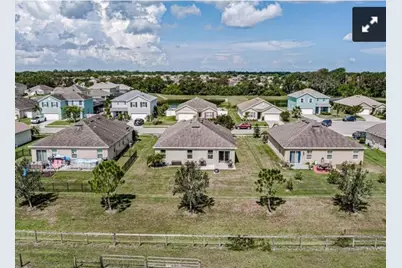 7114 58th Terrace E, Palmetto, FL 34221 - Photo 3
