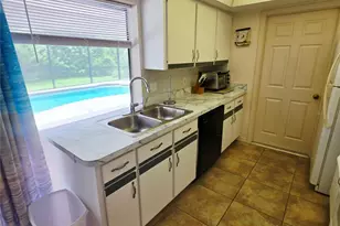 18563 Fort Smith Cir, Port Charlotte, FL 33948 - Photo 13