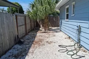 2741 Parma St, Sarasota, FL 34231 - Photo 27