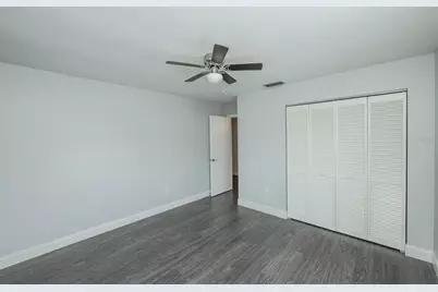 1625 Bay Hill Circle, Sarasota, FL 34232 - Photo 27