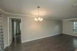 1625 Bay Hill Cir, Sarasota, FL 34232 - Photo 19