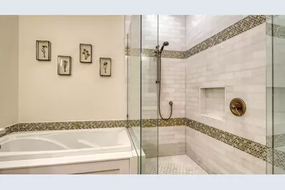 4060 Penshurst Park, Sarasota, FL 34235 - Photo 15
