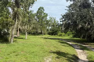 10305 Revell Rd, Parrish, FL 34219 - Photo 15