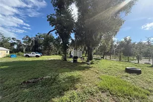 10305 Revell Rd, Parrish, FL 34219 - Photo 11