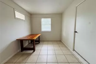 2976 Poplar St, Sarasota, FL 34237 - Photo 9