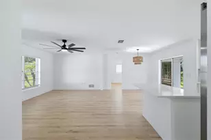 3509 64th St W, Bradenton, FL 34209 - Photo 11