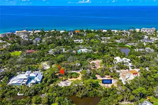 7233 Pine Needle Rd, Sarasota, FL 34242 - Photo 3