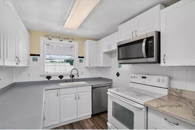 524 Spring Avenue, Anna Maria, FL 34216 - Photo 19