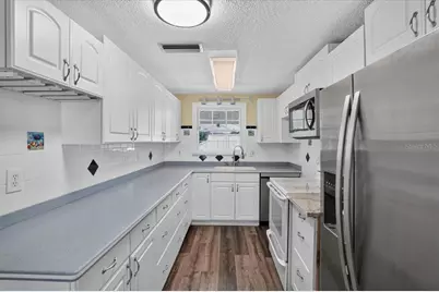 524 Spring Avenue, Anna Maria, FL 34216 - Photo 17