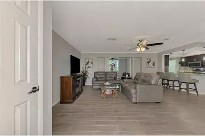 4240 Shamrock Drive, Venice, FL 34293 - Photo 5
