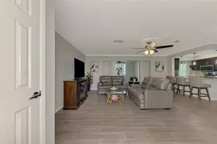 4240 Shamrock Dr, Venice, FL 34293 - Photo 5