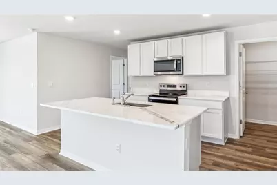 18615 Lookout Ridge Place, Lakewood Ranch, FL 34211 - Photo 5