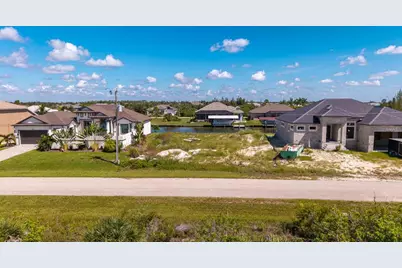 15068 Aquarius Circle, Port Charlotte, FL 33981 - Photo 9