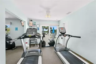 2327 Waterbluff Pl, Sarasota, FL 34231 - Photo 51