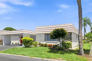 2327 Waterbluff Pl, Sarasota, FL 34231 - Photo 31