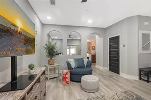 3827 Parkridge Cir, Sarasota, FL 34243 - Photo 7