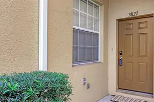 3827 Parkridge Cir, Sarasota, FL 34243 - Photo 3
