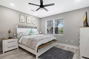 3827 Parkridge Cir, Sarasota, FL 34243 - Photo 17