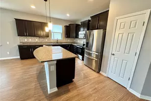 9720 58th St E, Parrish, FL 34219 - Photo 11