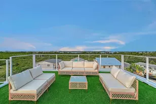 2908 Avenue B, Bradenton Beach, FL 34217 - Photo 47
