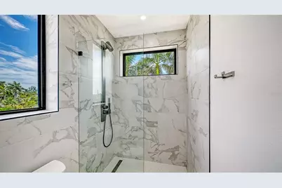 2908 Avenue B, Bradenton Beach, FL 34217 - Photo 23