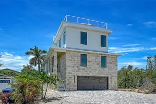 2908 Avenue B, Bradenton Beach, FL 34217 - Photo 1