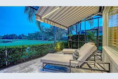 12302 Thornhill Court, Lakewood Ranch, FL 34202 - Photo 5
