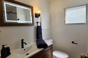 3415 Spanish Oak Terrace, Sarasota, FL 34237 - Photo 15