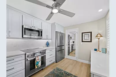 448 Gulf Of Mexico Drive #A104, Longboat Key, FL 34228 - Photo 19