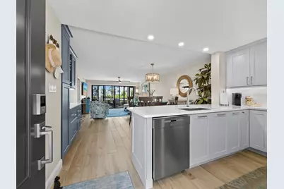 448 Gulf Of Mexico Drive #A104, Longboat Key, FL 34228 - Photo 5