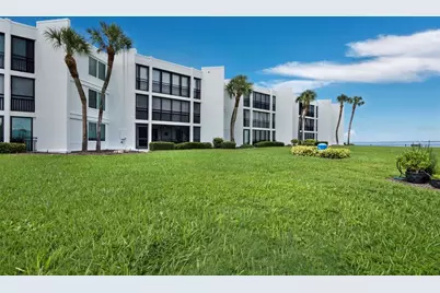 448 Gulf Of Mexico Drive #A104, Longboat Key, FL 34228 - Photo 33
