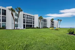 448 Gulf of Mexico Dr, Longboat Key, FL 34228 - Photo 33