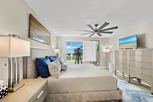 448 Gulf of Mexico Dr, Longboat Key, FL 34228 - Photo 23