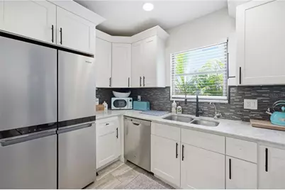 4925 Remington Drive, Sarasota, FL 34234 - Photo 19